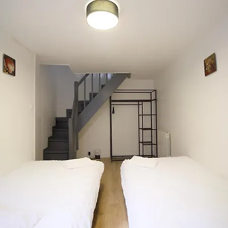 Appartamento Triplex Lumineux à Cherbourg, Hyper Centre, 2 Pas Du Port&vie Nocturne, Intendance Luxury Host