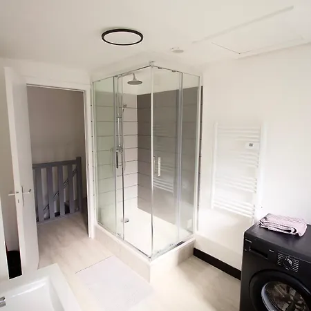 Appartamento Triplex Lumineux à Cherbourg, Hyper Centre, 2 Pas Du Port&vie Nocturne, Intendance Luxury Host *