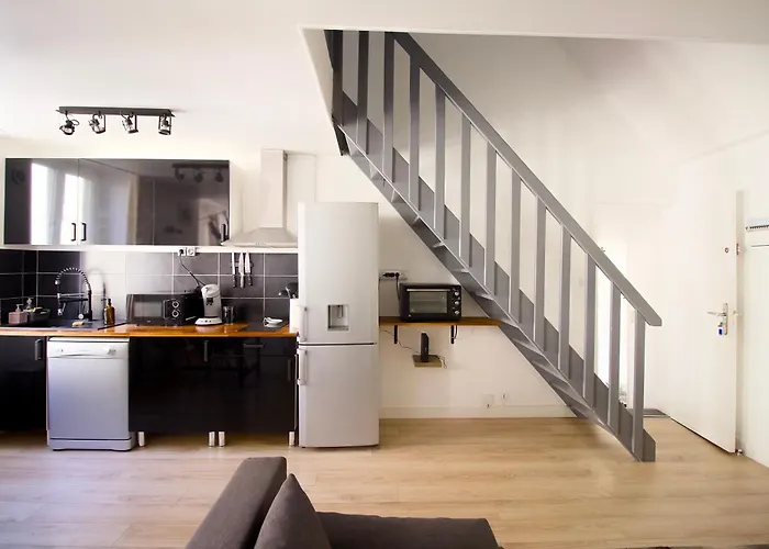 Apartamento Triplex Lumineux A Cherbourg, Hyper Centre, 2 Pas Du Port & Vie Nocturne, Intendance Luxury Host *