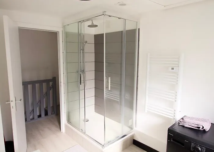 Apartment Triplex Lumineux A Cherbourg, Hyper Centre, 2 Pas Du Port & Vie Nocturne, Intendance Luxury Host *